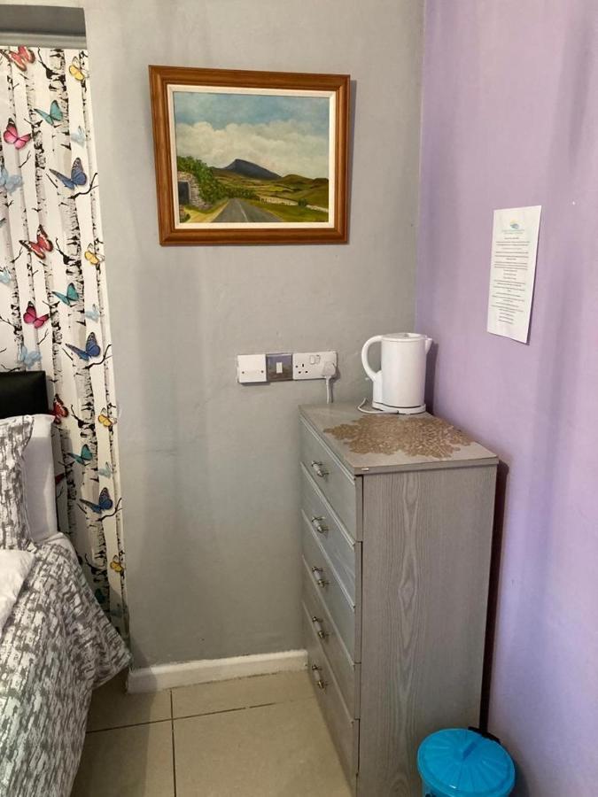 Kings Accommodation Donegal Town Eksteriør bilde